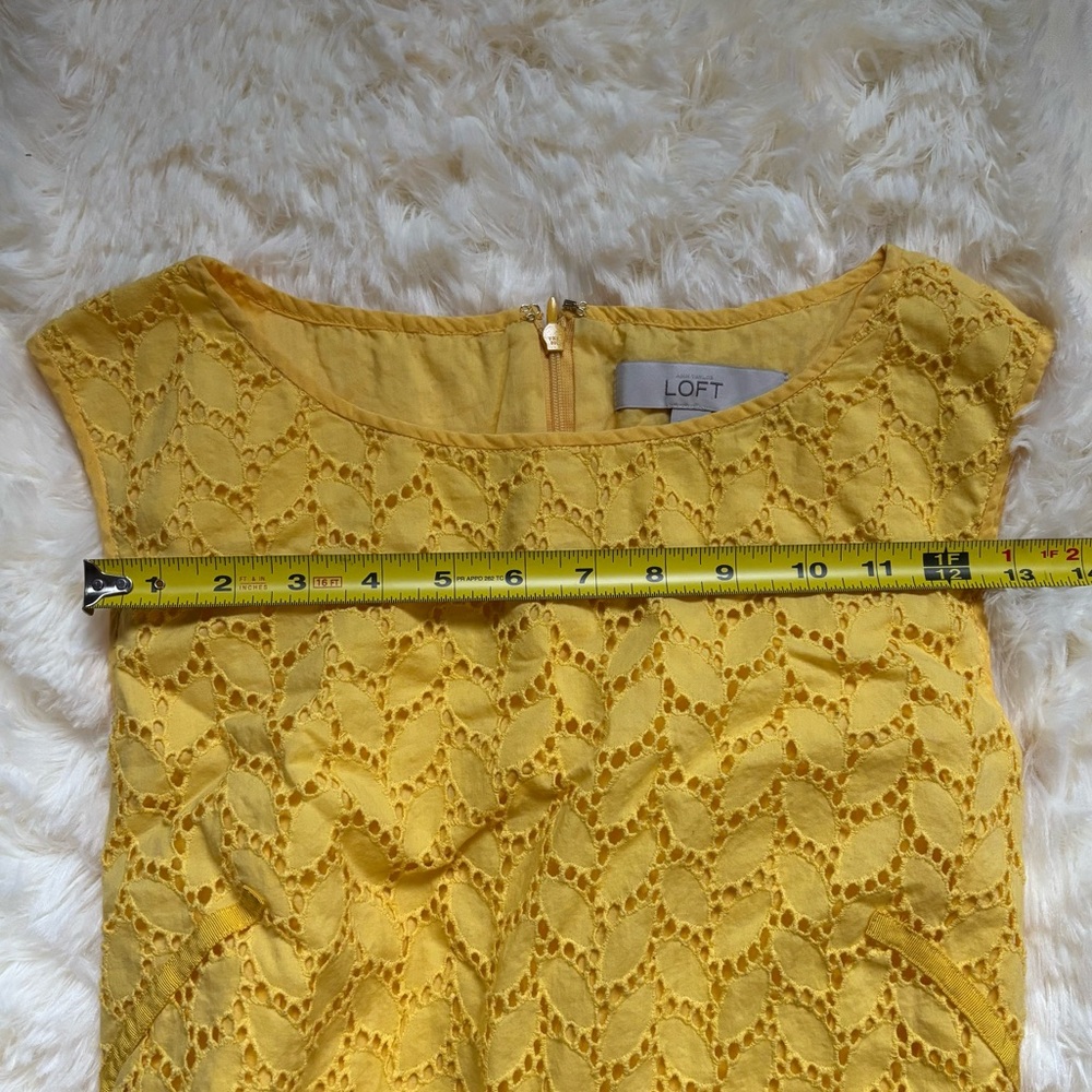 LOFT Yellow Eyelet Lace Sleeveless Dress | Women’s Size 6 | Midi / Knee-Length - Picture 6 of 6